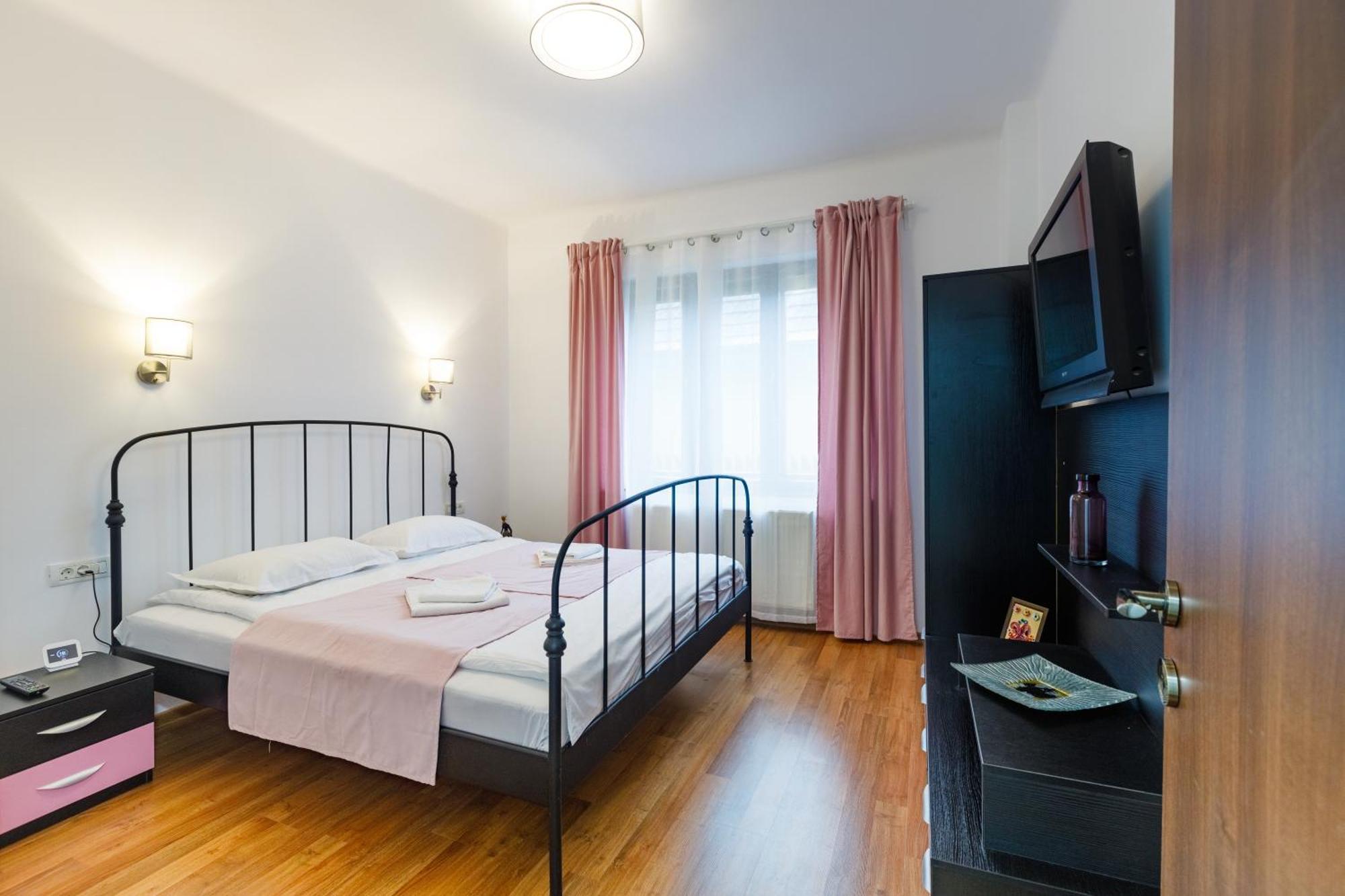 בראשוב Apartament Modern מראה חיצוני תמונה